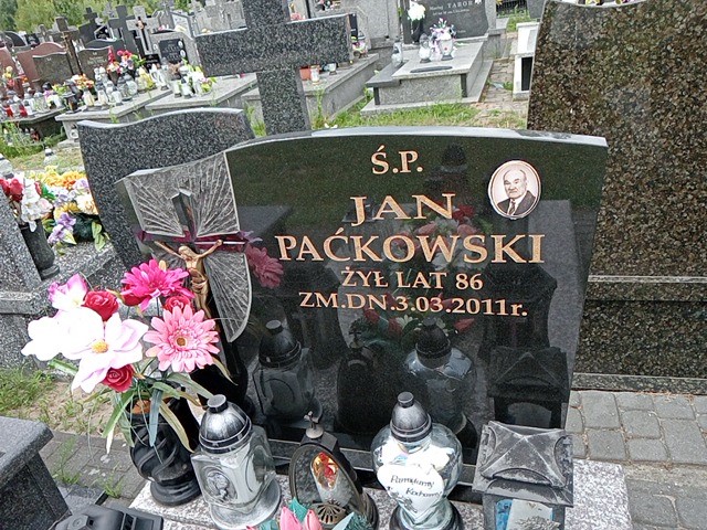 Jan Paćkowski 1925 Jadów - Grobonet - Wyszukiwarka osób pochowanych